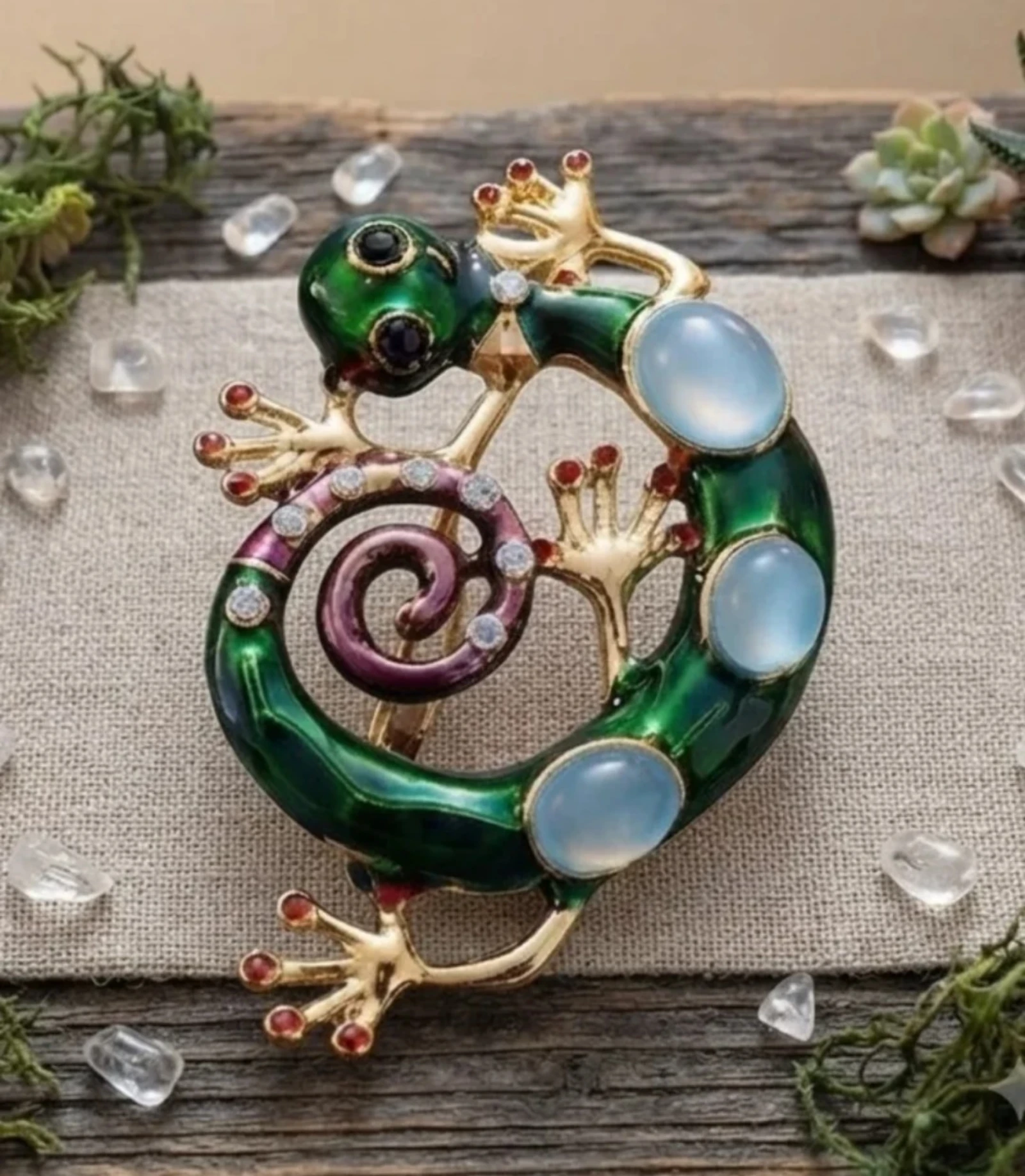 Broche de lagartija